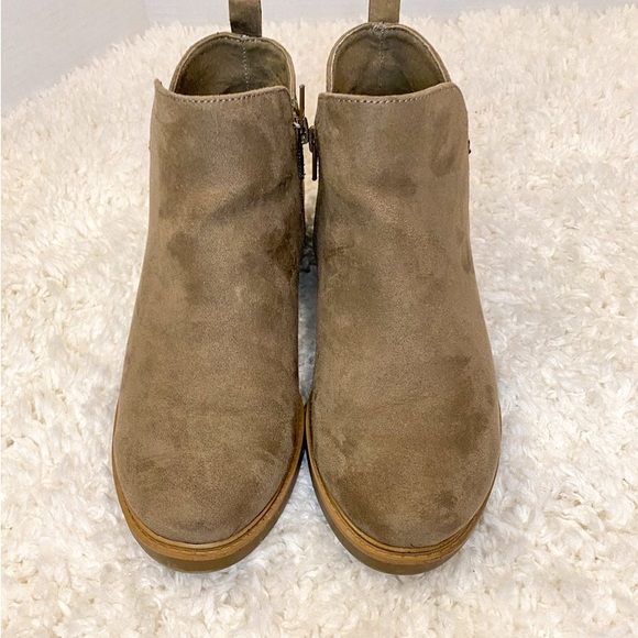 Esprit Women’s Sienna Ankle Boot - Camel SIZE 9 - Picture 3 of 9